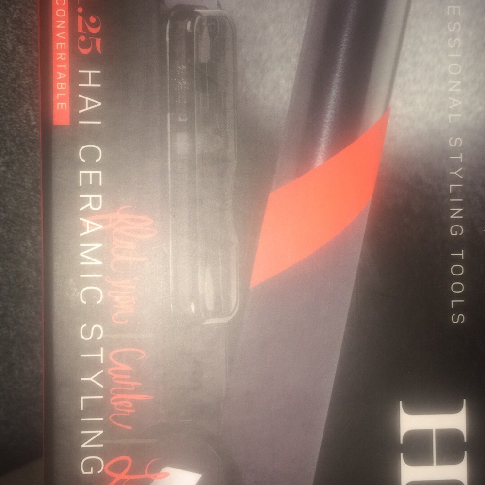 Hai ceramic styling iron